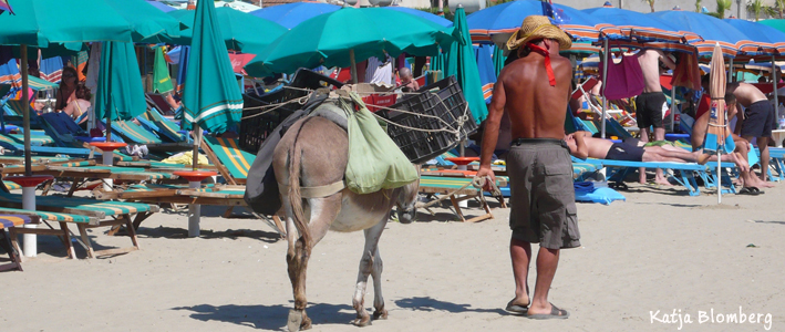durres beach salesman